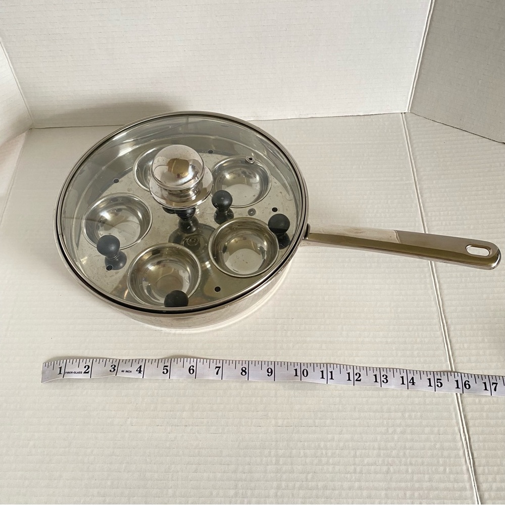 Norpro Stainless Steel 5 Egg Poacher/Skillet Set - Picture 5 of 7
